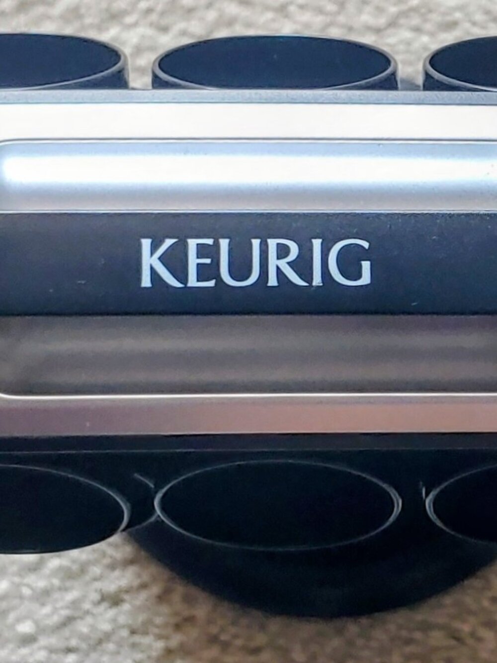 Keurig 30-Pod Coffee Carousel – Chrome / Black K-Cup Organizer